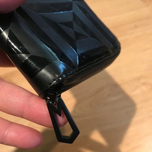 Marc Jacobs Black Leather and Patent Wallet - Picture 3 of 8